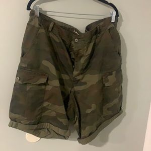 High waisted american eagle cargo shorts